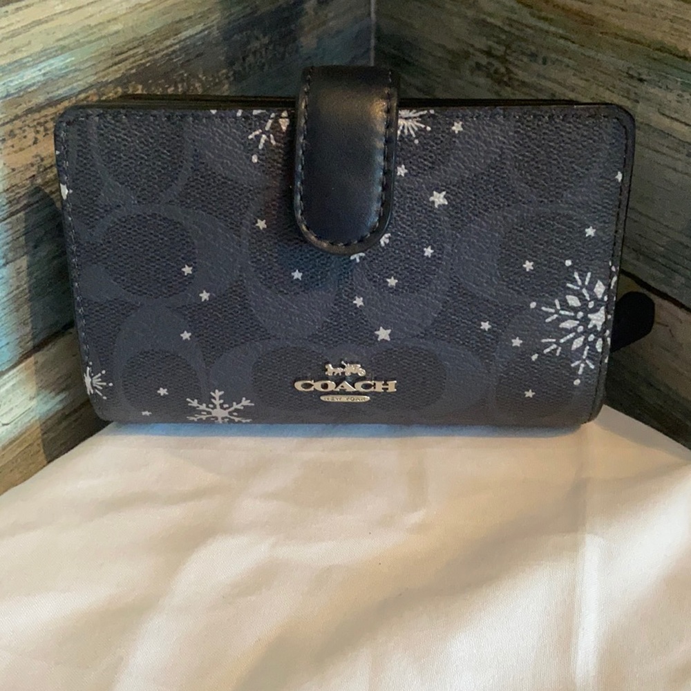 Coach Corner Zip Wallet
